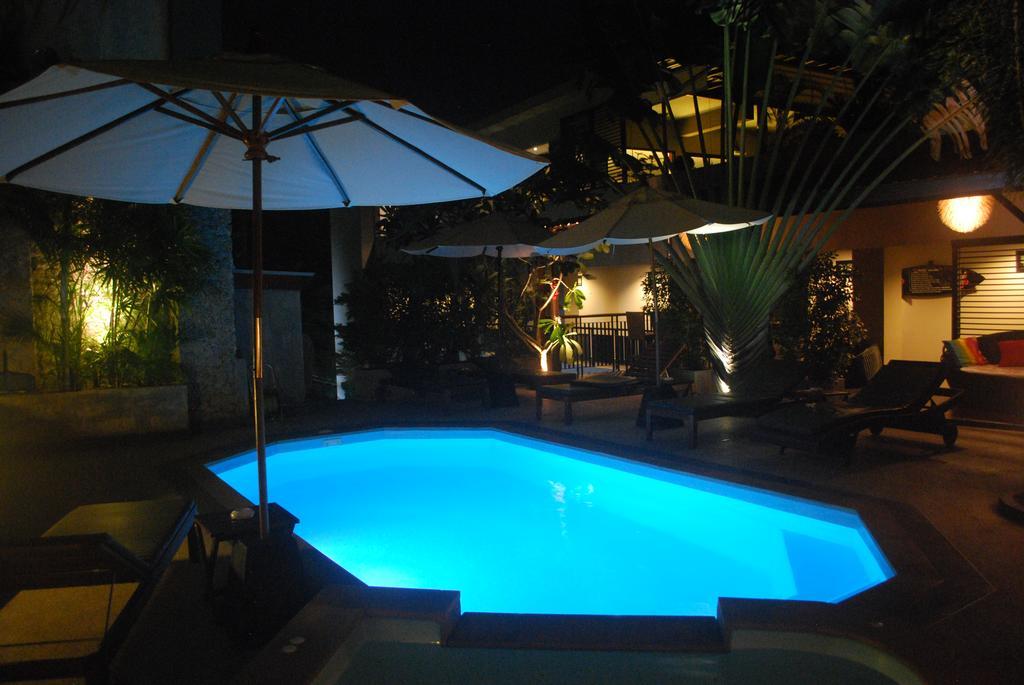 Baan Andaman Sea Surf Hotel Patong Exterior foto