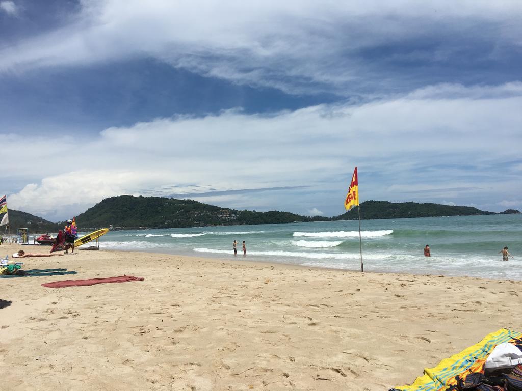 Baan Andaman Sea Surf Hotel Patong Exterior foto